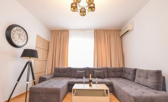 Grand Accommodation Apartments