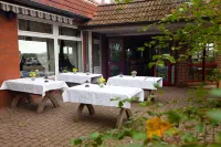 Hotel Gremersdorf - Zum Grünen Jäger Hotels in Oldenburg in Holstein