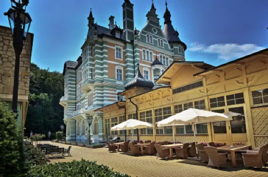 西區薩沃伊酒店