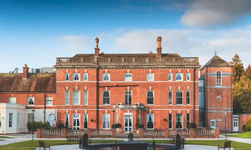 Oakley Hall Hotel