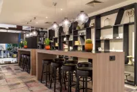 Holiday Inn BRUSSELS AIRPORT by IHG - bar