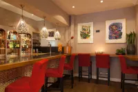 Malie House Hotels in De Bilt