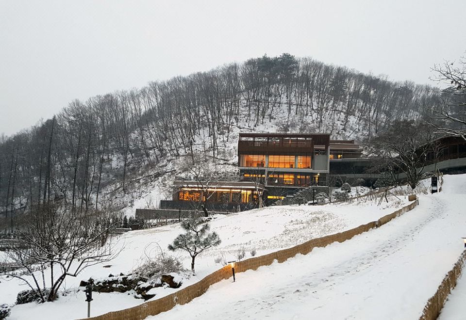 8. 힐리언스 선마을..