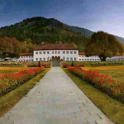 The LaLit Grand Palace Srinagar Hotel Exterior