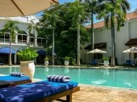 Hotel Majapahit Surabaya MGallery - Pools