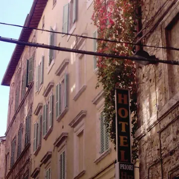 โรงแรมปริออริ ซีเคร็ต การ์เด้น โรงแรมใกล้House Museum Palazzo Sorbello