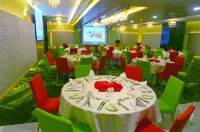 Al Khoory Executive Hotel, Al Wasl
