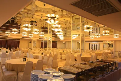 The Legacy Hotel - Accessible Hotel Hotel in zona Yaek Tiwanon