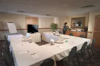 Stone Gate Inn Hotels in Orillia