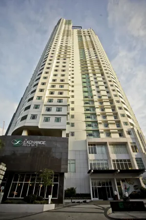 The Exchange Regency Residence Hotel Manila Managed by HII Отели рядом с достопримечательностью «Масджид Аль-Дахаб»