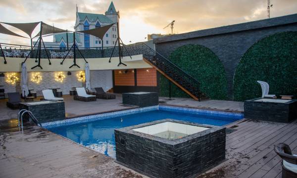 Best Western Plus Meridian Hotel