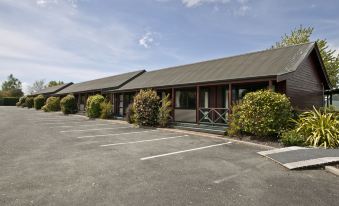 Te Anau Top 10 Holiday Park and Motels