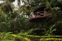 BOM BOM Principe Hotéis próximos à(ao) Praia das Bananas