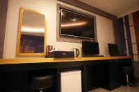Luxe Hotel