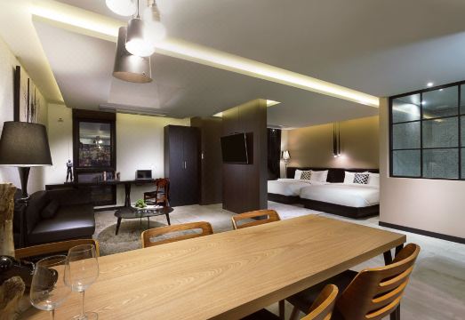 1. 호텔 시에나..