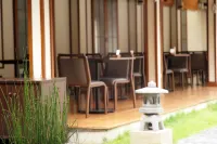 J Park Hotel - Aamiainen