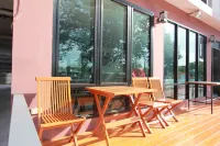 Kamonthara Hotels in Nakhon Pathom