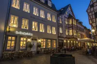 Romantik Hotel Zur Glocke فنادق في ترير