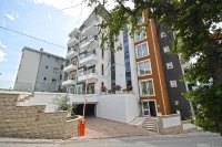 Chill and Go Aparthotel Hotels near Cetinje Monastery