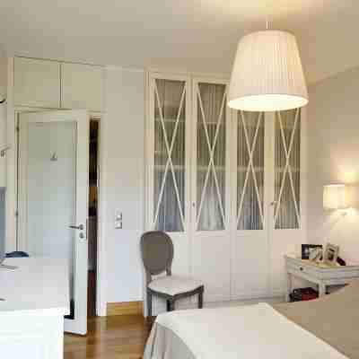 Unique Apartment in the Heart of the City Rooms