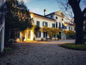 Villa di Tissano