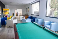 Aparthotel California - Condos