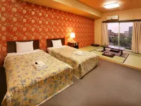 Harazuru Grand Sky Hotel Hotels in Asakura