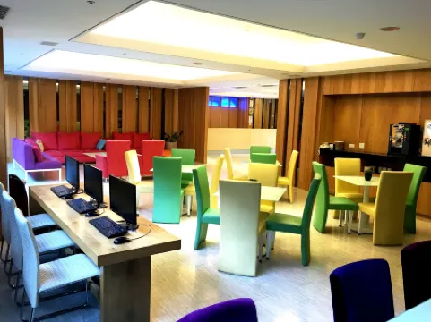 Century Hotel Taoyuan Отели рядом с достопримечательностью «Yuan Ze University»