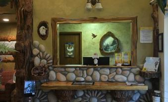 Browns Canyon Inn