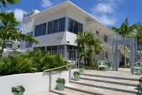 Tranquilo Hotels near Bonnet House Museum and Gardens