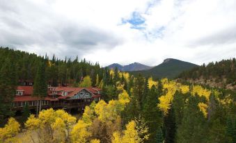 Baldpate Inn