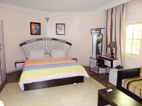 Royalview Hotel and Suites Hotels in Ікеджа