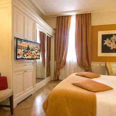 Hotel Corona d'Oro Rooms