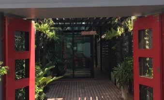 Red Door Hotel, Bangkok