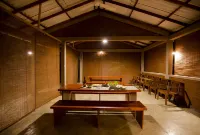 Hide Yala Hotels in Kirinda