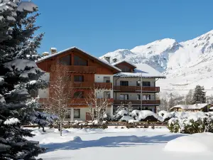 Montana Lodge & Spa, by R Collection Hotels