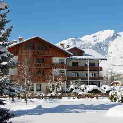 Montana Lodge & Spa, by R Collection Hotels Hotel Exterior