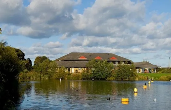 阿興頓普瑞米爾客棧