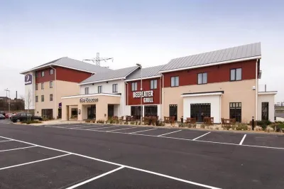 Premier Inn Dartford Hotel dekat Emmetts Garden