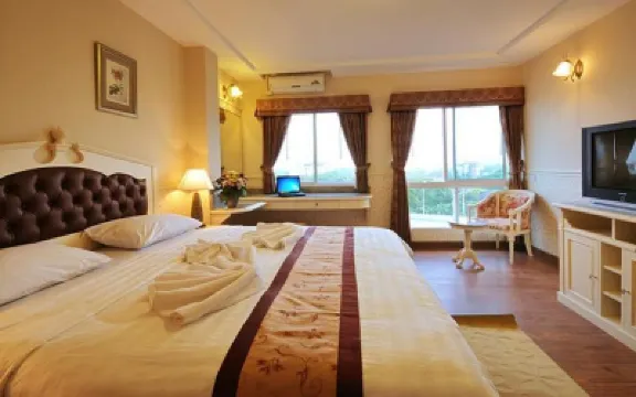 The Airport Greenery Hotel Hotels near GRAND SIRITARA CONDOMINIUM