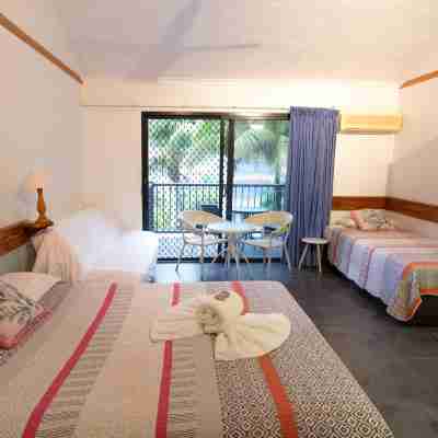 Airlie Beach Lodge Rooms