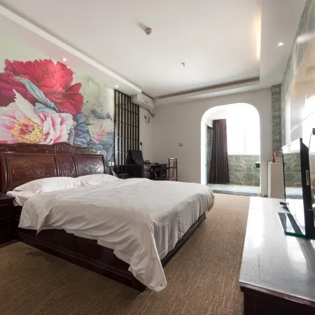 Red Ant Hotel (Xinxiang Normal University Pangdonglai)
