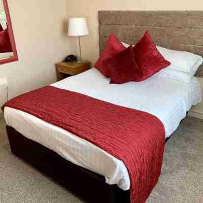 The Bruce Hotel Rooms