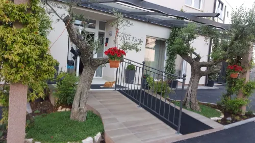 Residence Villa Karda