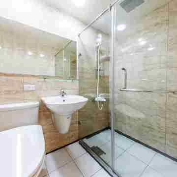 Vintage Apple Hotel Rooms