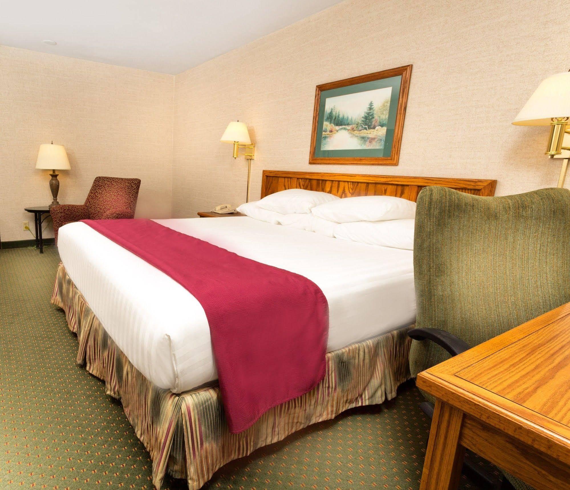 Drury Inn & Suites Poplar Bluff