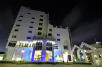 Benin Royal Hotel Hotels near Kulturforum Sud-Nord