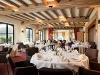 Hotel Restaurant Weinebrugge Hotels near Sint-Michiels