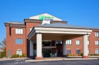 Holiday Inn Express & Suites Shelbyville Hotels in Shelby County