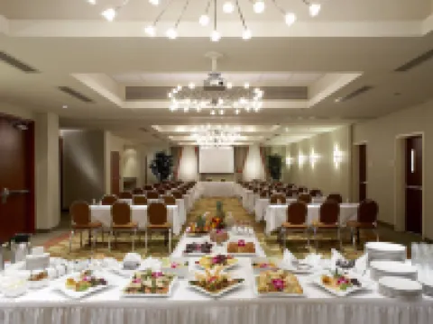 フェアフィールド イン & スイーツ バイ マリオット モントリオール エアポート ドルヴァルのホテル